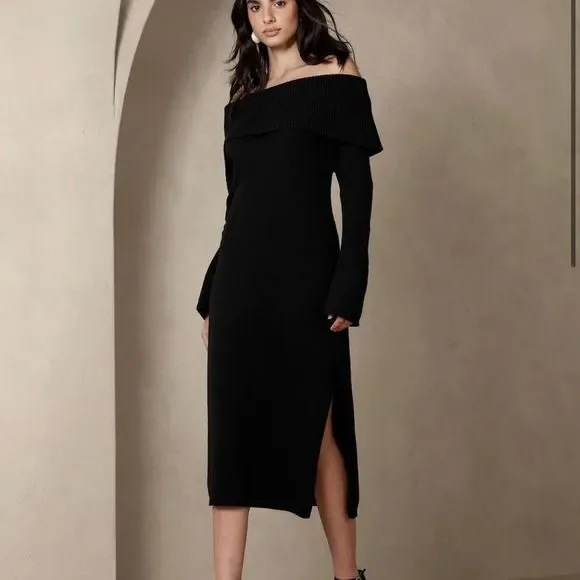 chinese dress ladies Banana Republic Black Fitted Dress- Size 0  The Saved Collection